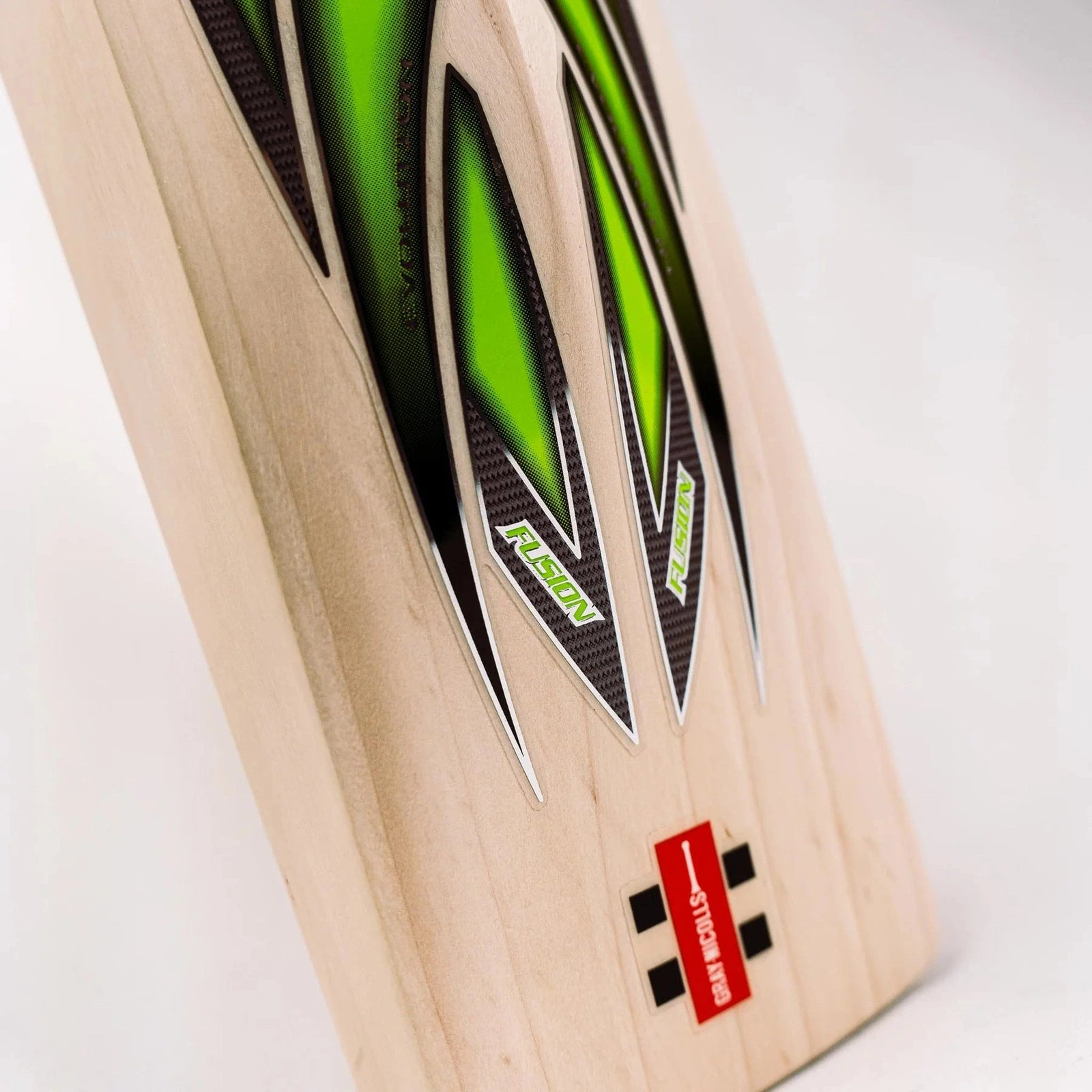 Gray Nicolls Fusion 2500 Adult Cricket Bat