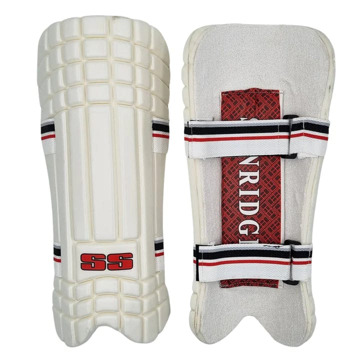 Gunn & Moore Cricket Batting Adult SS Fielding Shin Guard - Moulded