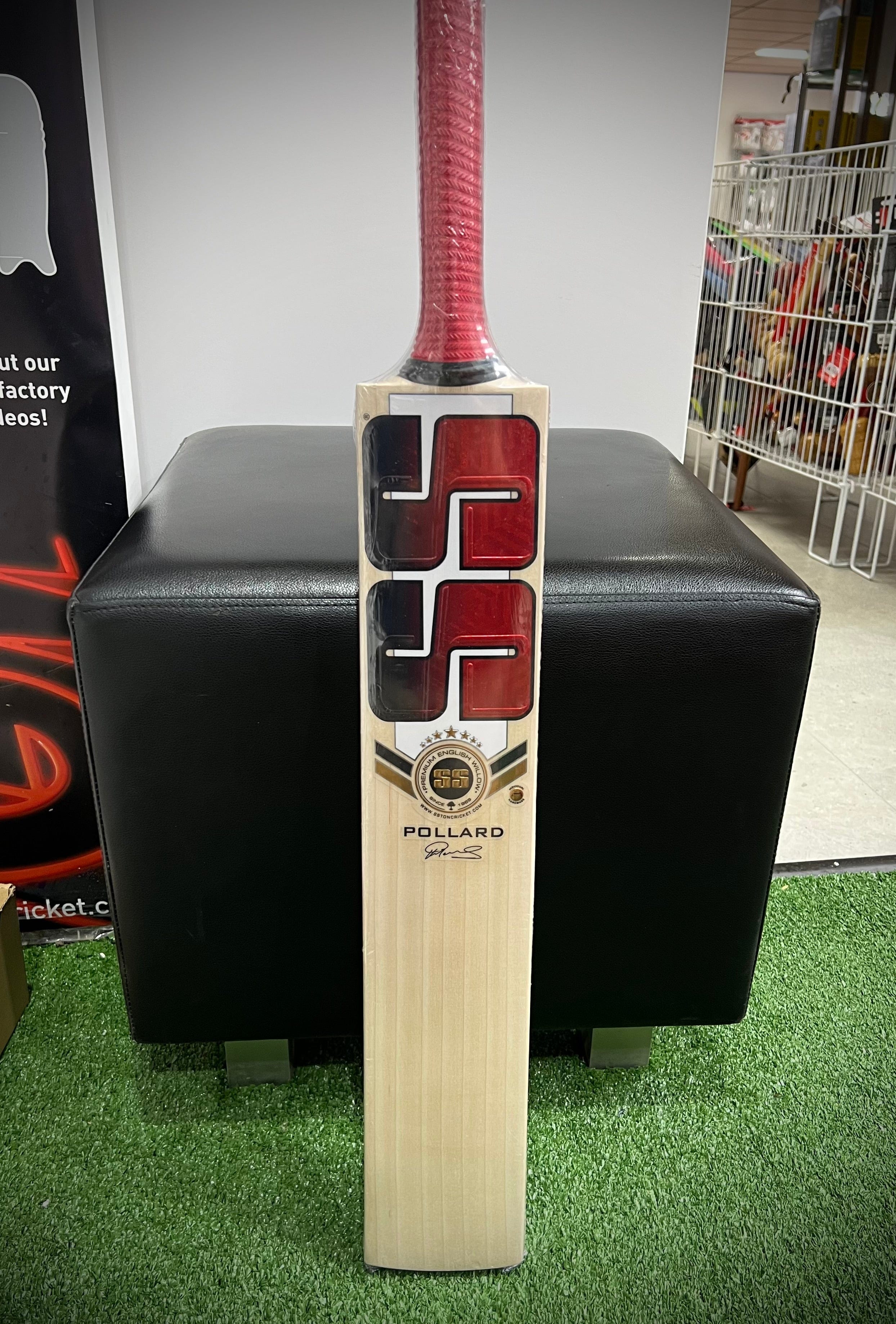 SS Cricket Bats Short Handle SS Ton Kieron Pollard (Player) Adult cricket Bat