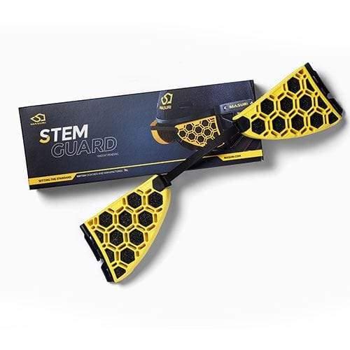 Masuri Helmet Green / Senior Masuri Stem Cricket Guard