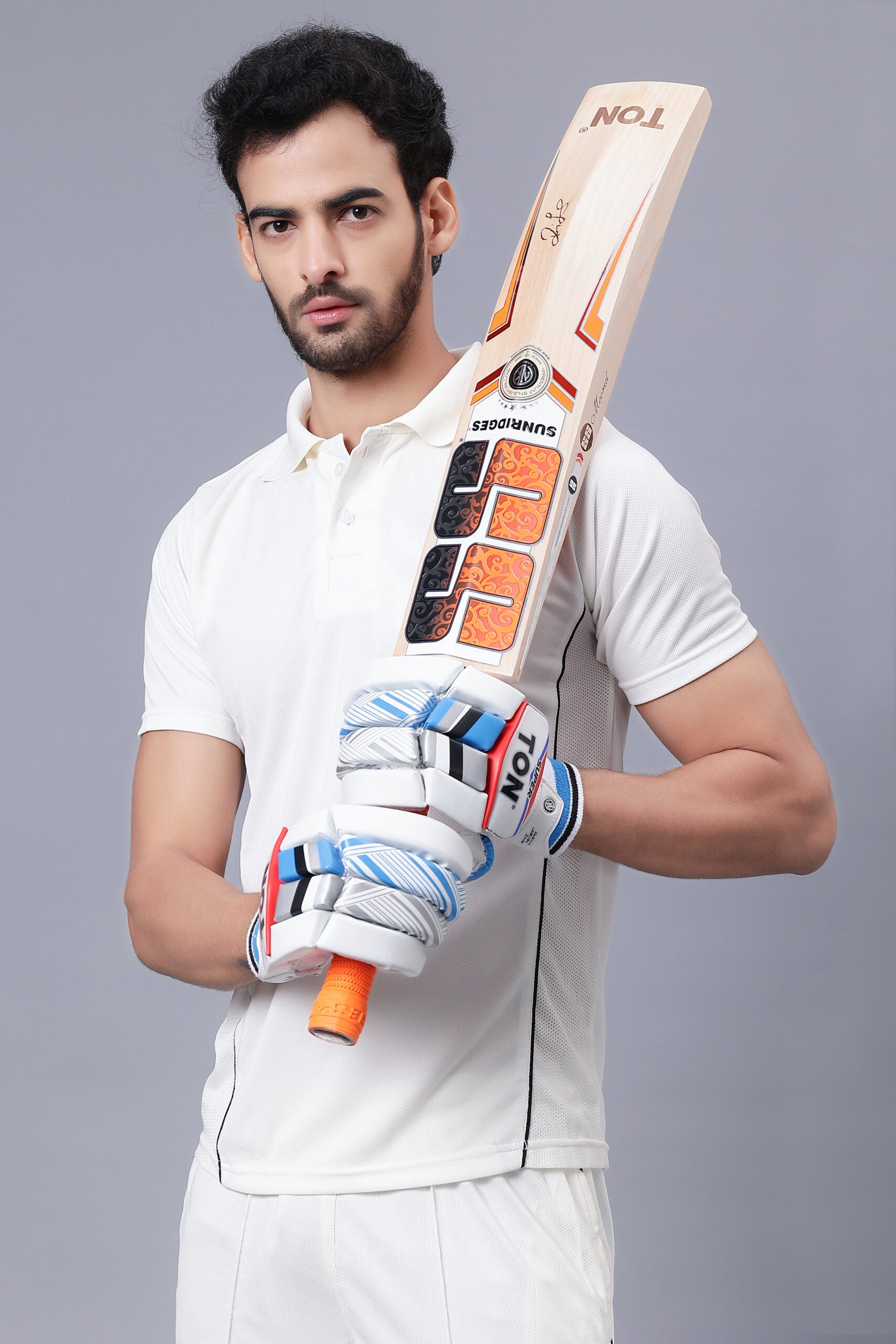 SS Ton Super Junior Cricket Batting Gloves
