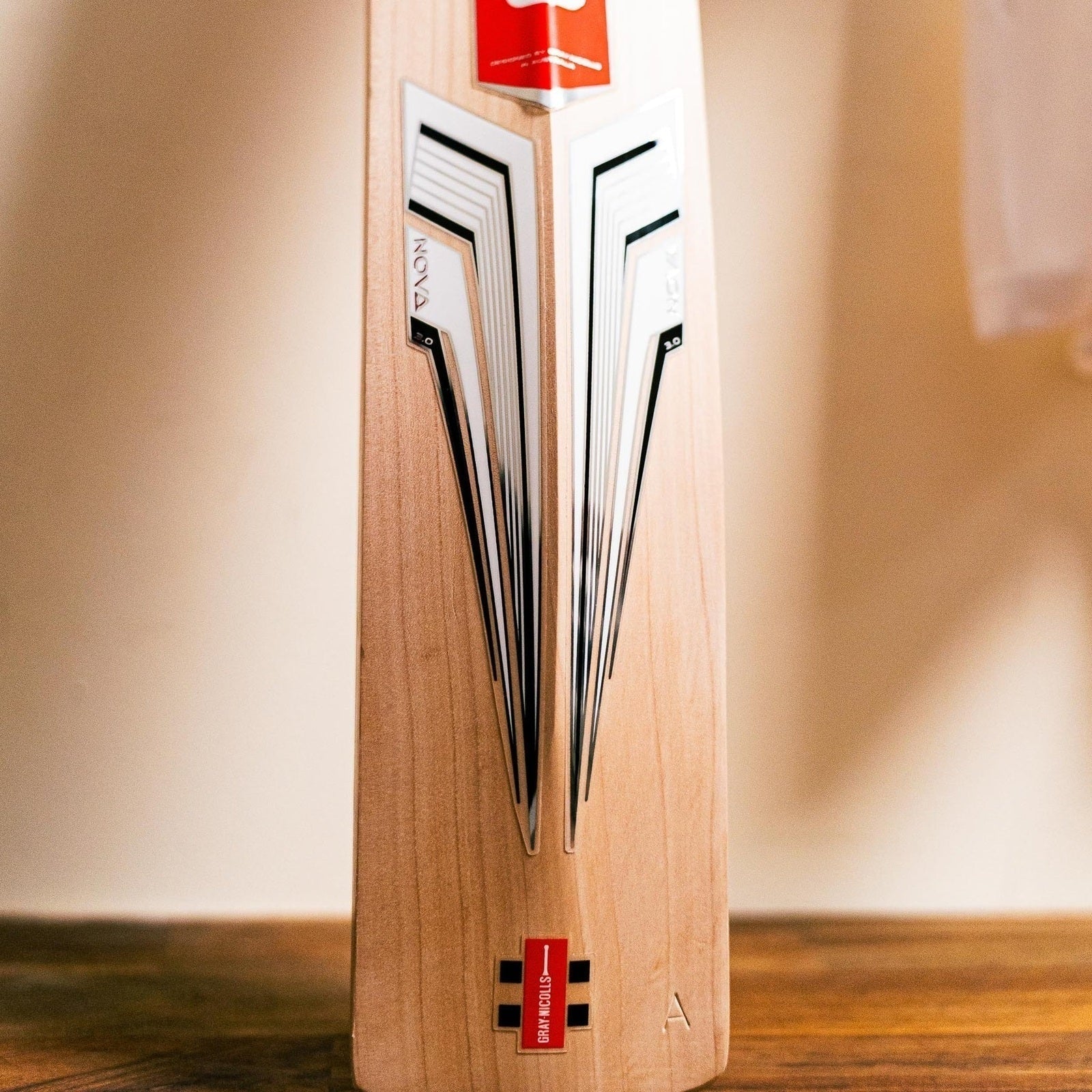 Gray Nicolls Nova 3.0 800 Adult Cricket Bat