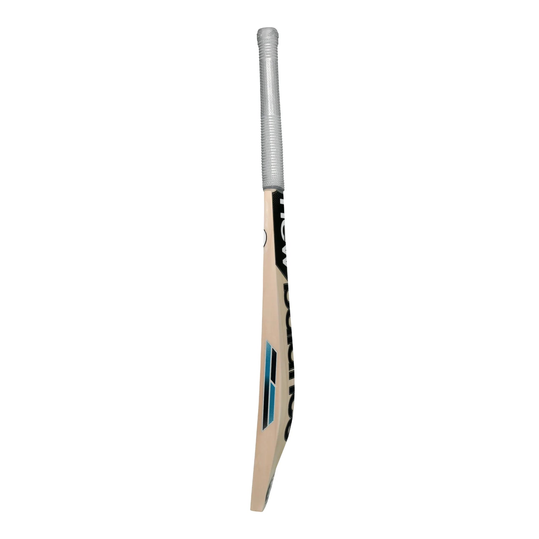 New Balance DC 600 Adult Cricket Bat 2026 – Grade 4 English Willow Cricket Bat