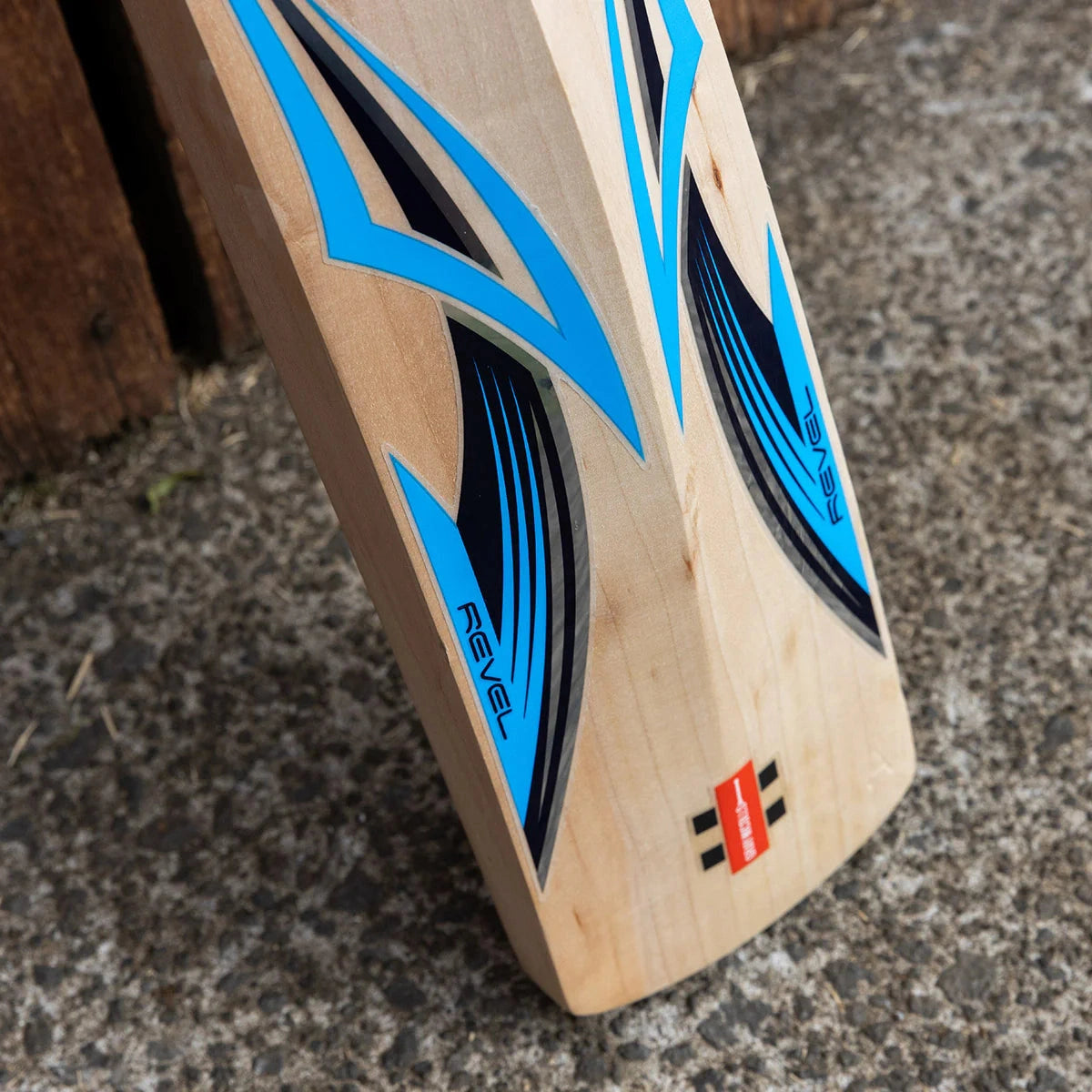 Gray Nicolls Revel Strike Ready Play Junior Cricket Bat