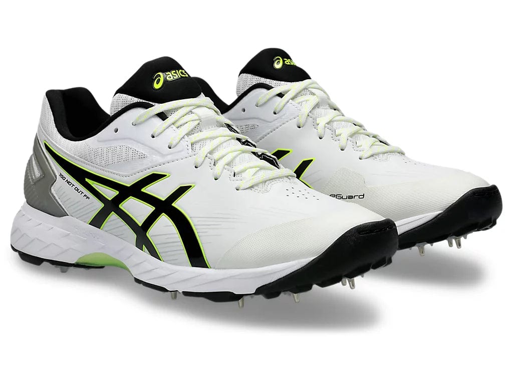 Asics cricket shoes sale hotsell