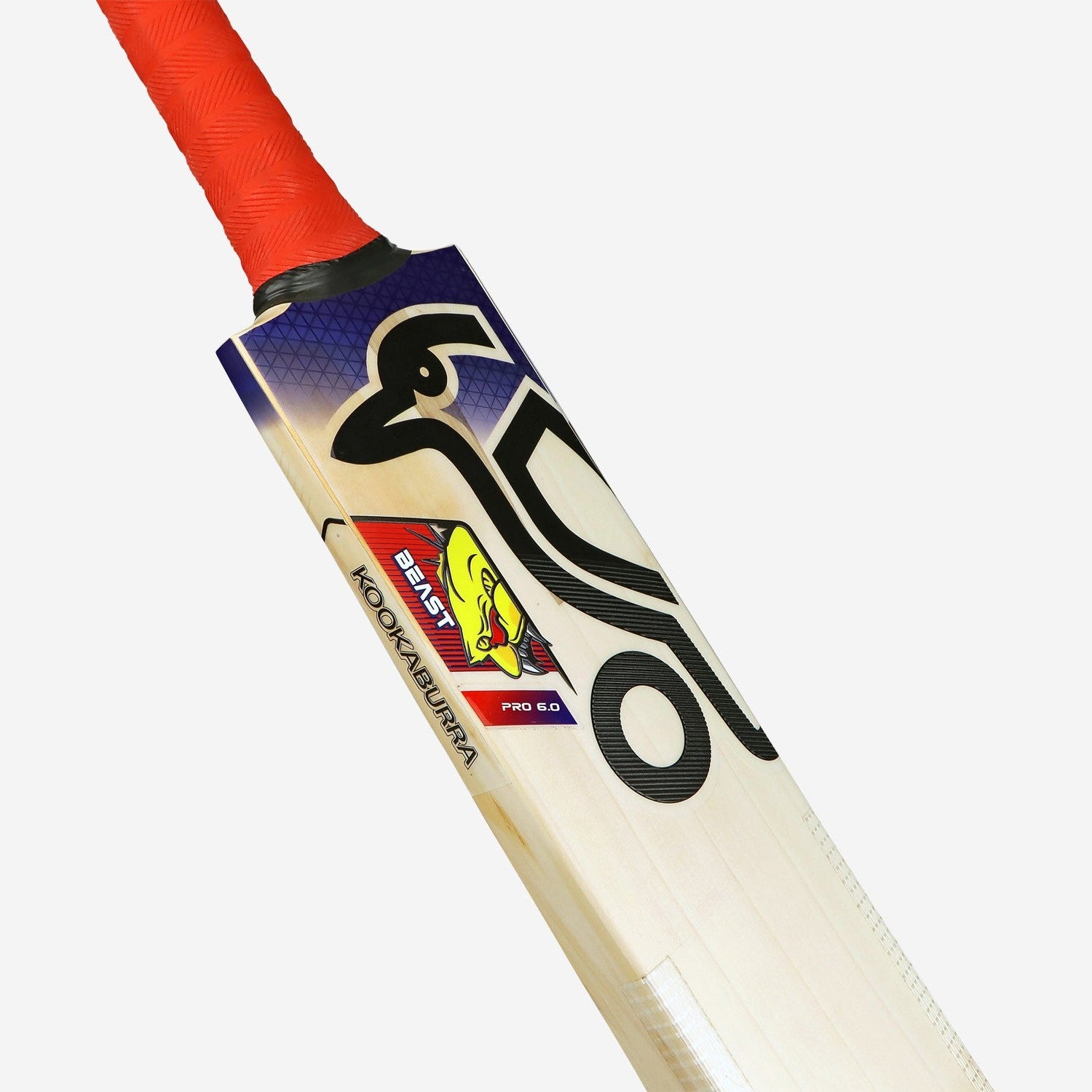 Kookaburra Beast Pro 6.0 Junior Cricket Bat