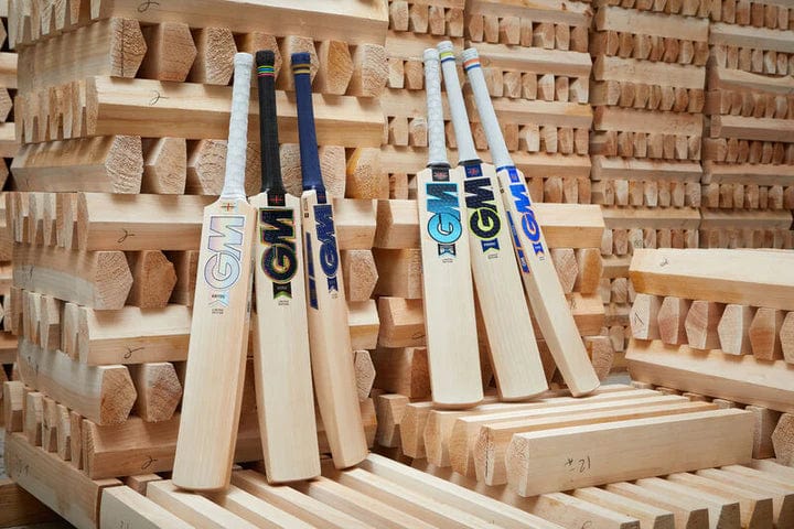 Gunn & Moore Cricket Bats Academy GM Junior Cricket Bat Hypa DXM 404 TTNOW