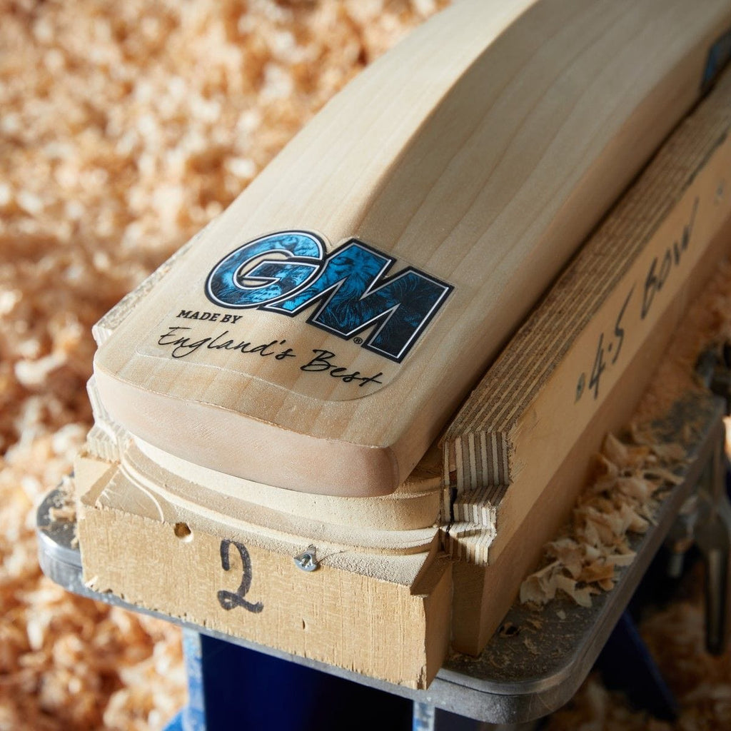 Gunn & Moore GM Cricket Bat, Diamond, Ben Stokes Range, ToeTek, Kashmir Willow Gunn & Moore GM Cricket Bat, Diamond, Ben Stokes Range, ToeTek, Kashmir Willow