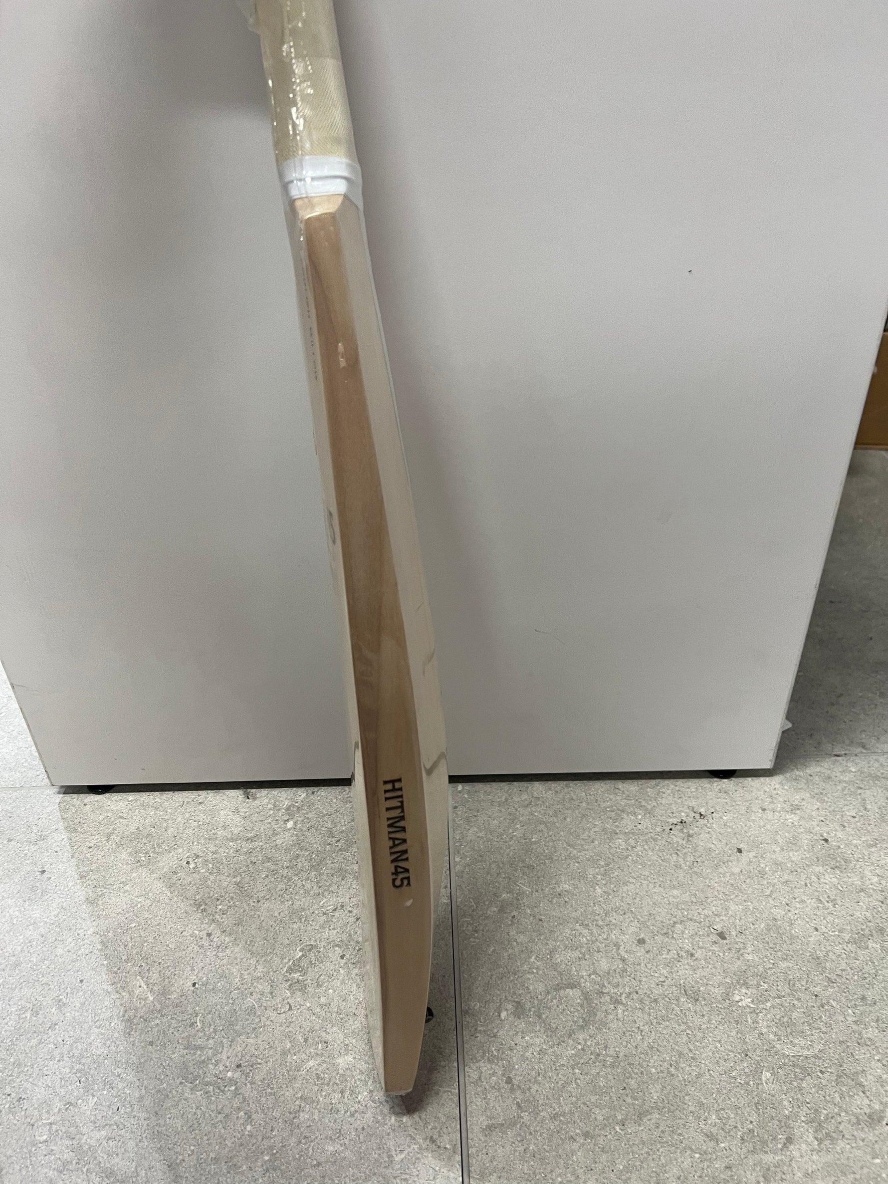 Hitman 45 Cricket Bats Hitman 45 Players Edition Junior Cricket Bats