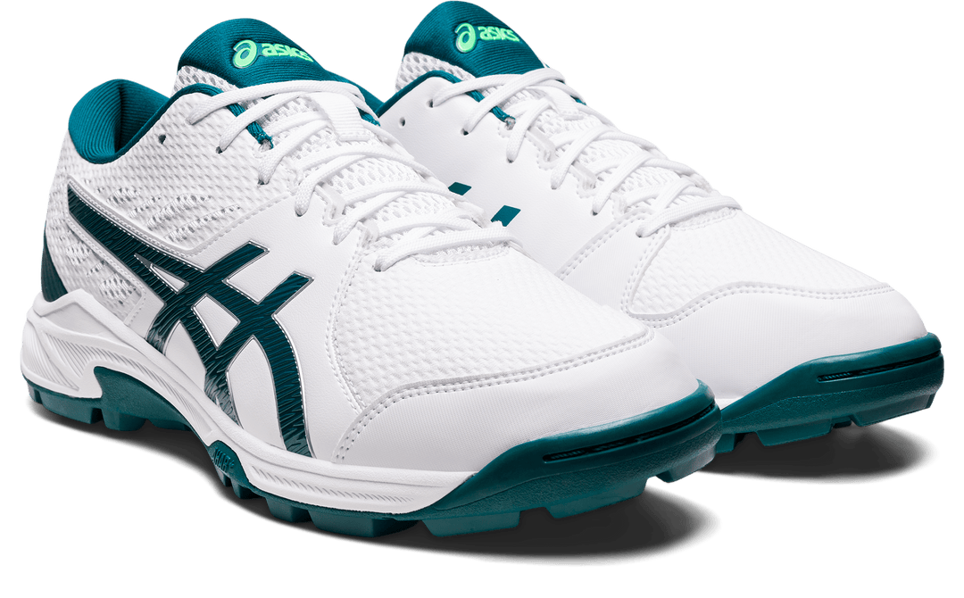 Asics cricket spikes outlet shoes india