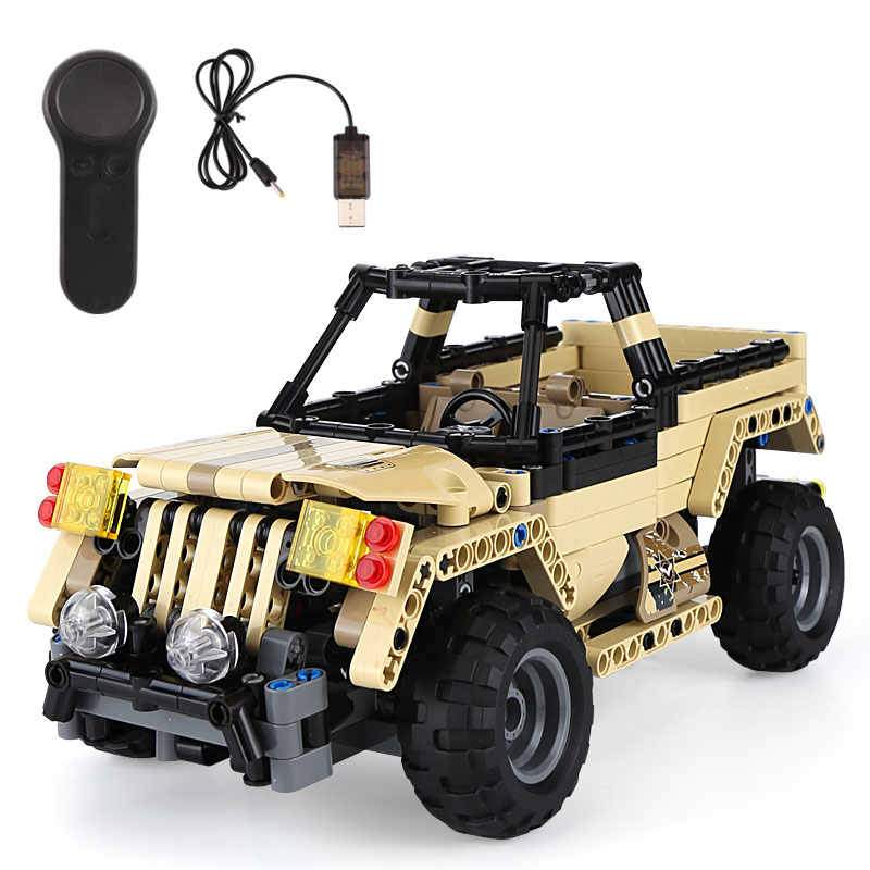 Mould King Toys Mould King 13013 Armored Union Pickup Truck