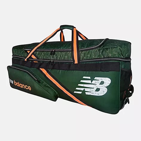 New Balance Cricket Bags Green New Balance DC880 Large Wheelie Cricket Bag