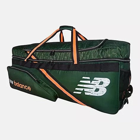 New Balance Cricket Bags Green New Balance DC880 Large Wheelie Cricket Bag