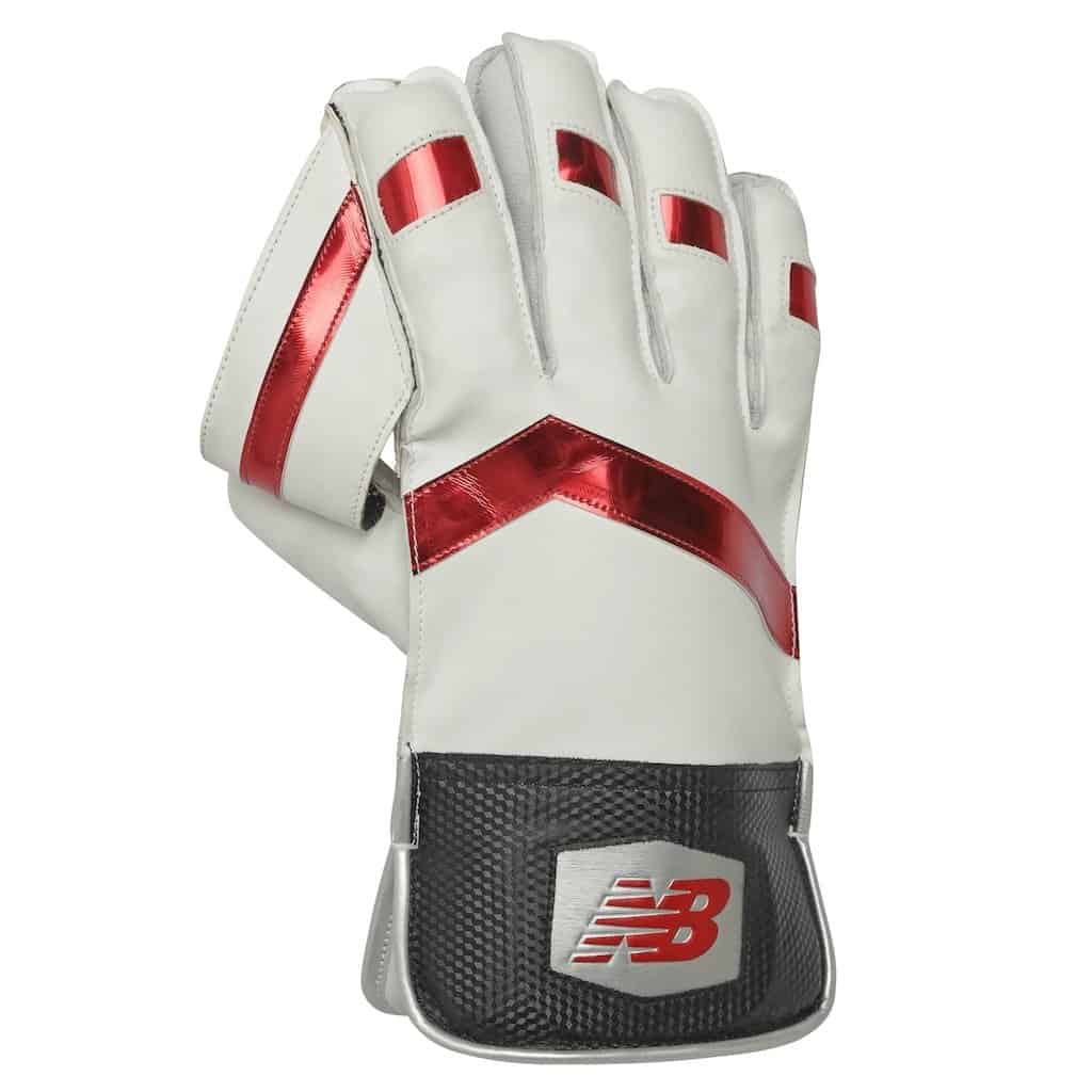 New Balance WicketKeeping Adult / Black/Red New Balance TC860 Wicketkeeping Cricket Gloves