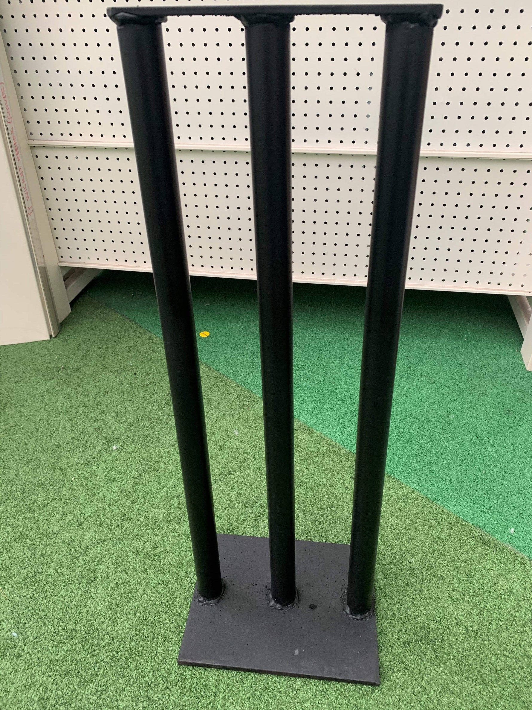 Western Sports Centre Stumps WSC Black Metal Stumps
